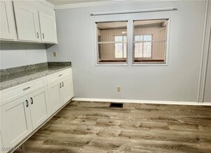 Building Photo - 13 Cannes Dr