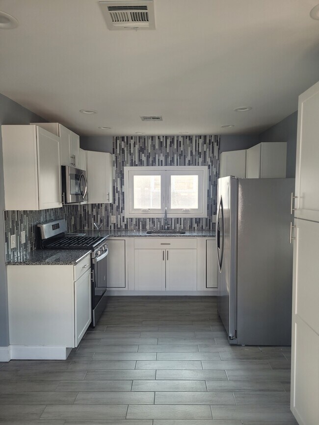 Foto del edificio - 220 Webster Ave
