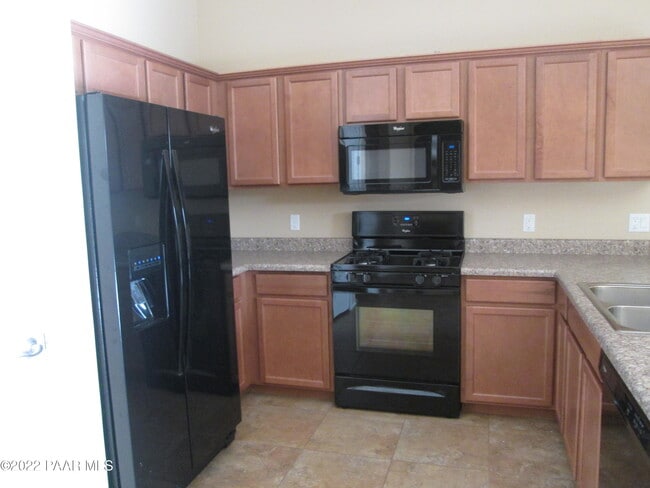 Building Photo - 6741 E Arden Ct
