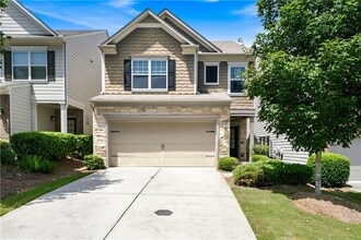 Building Photo - 4960 Ducote Trail
