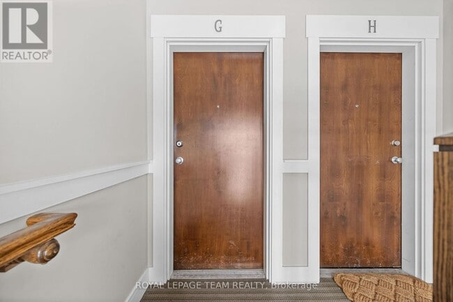 Building Photo - 1065 Beryl Private