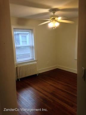 Foto del edificio - 6351 Lancaster Ave