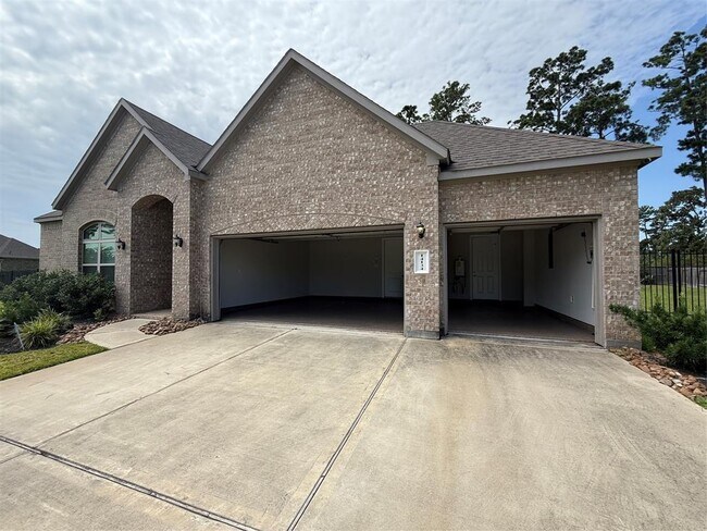 Foto del edificio - 14134 Aspen Woods Ct