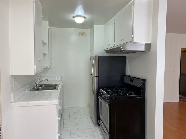 Foto del edificio - 5923 Gregory Ave