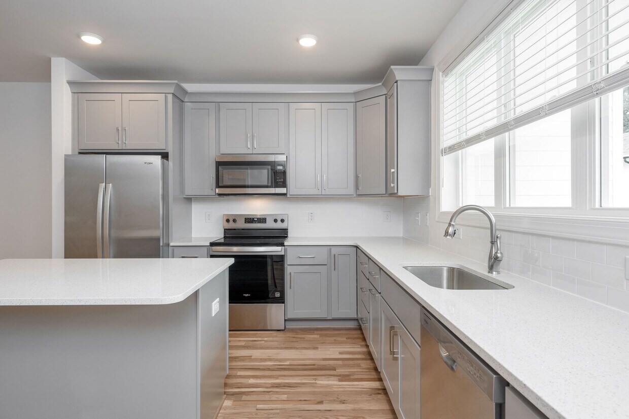 Foto principal - 3825 Lands End Ct