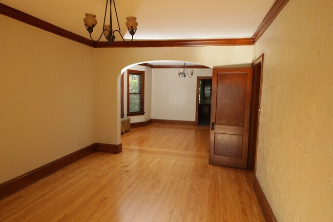 Foto del edificio - 2728-28A-30 W Mckinley