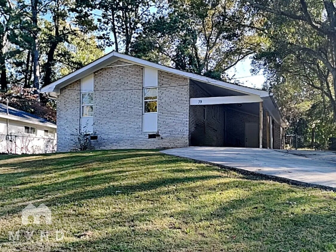 Primary Photo - 39 Springside Dr SE