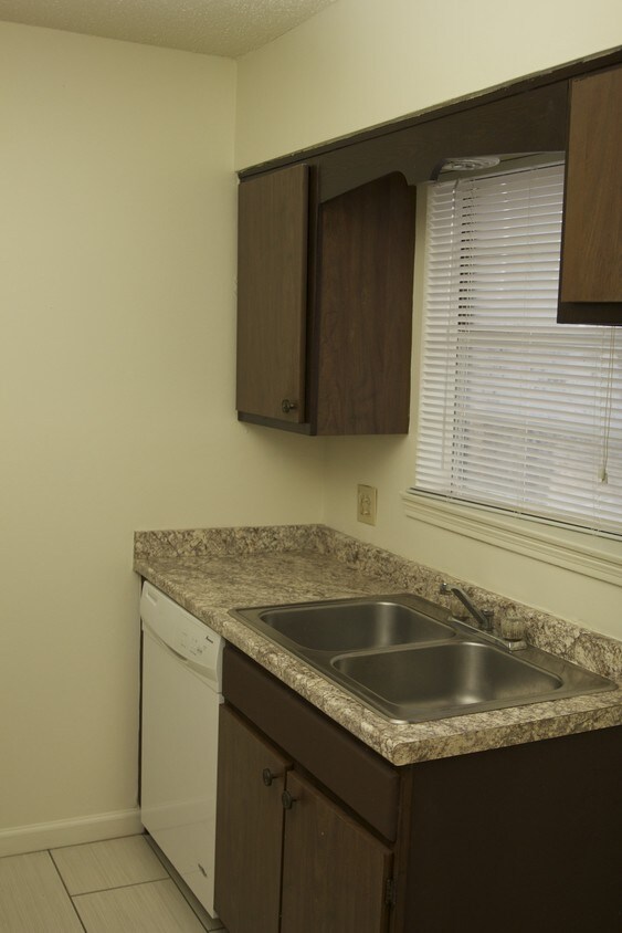 Foto principal - 1001 Willow Ridge Rd