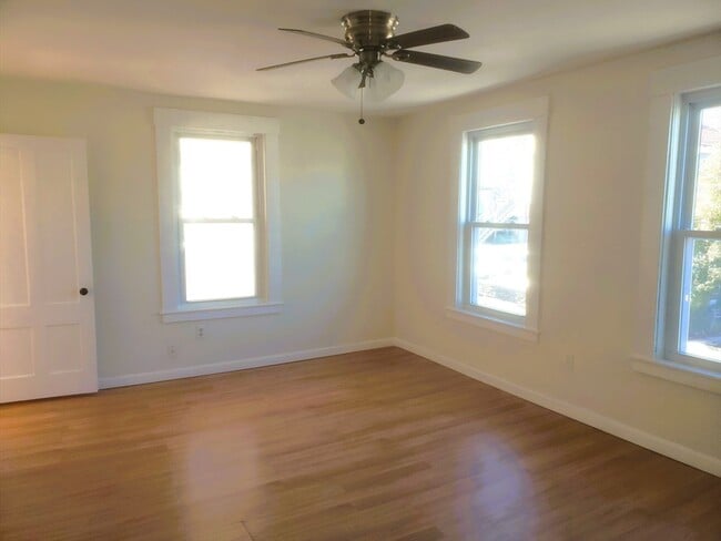 Building Photo - 26 Arlington St