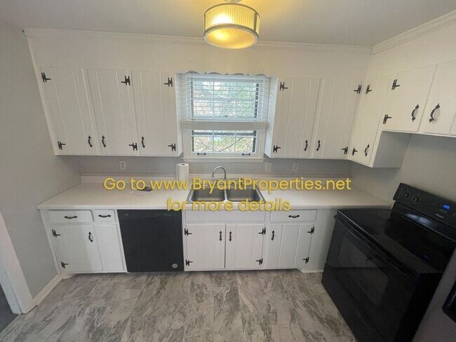 Foto del edificio - 808-A Bettie Dr - Old Hickory, TN 37138