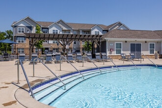 Building Photo - Anthem at Creekside