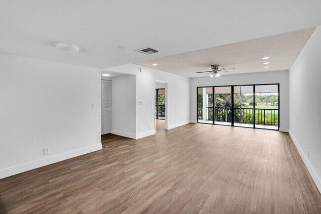 Building Photo - 1701 Presidential Way