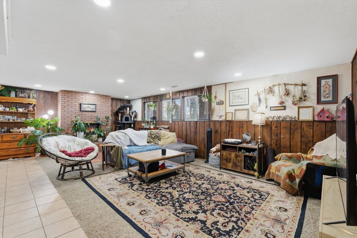 Foto principal - 4050 Taylor Ave