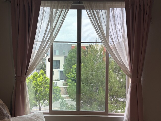 Foto del edificio - 130 Cadence