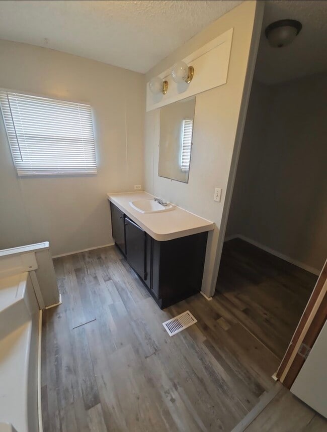 Building Photo - Affordable Mobile Home for sale