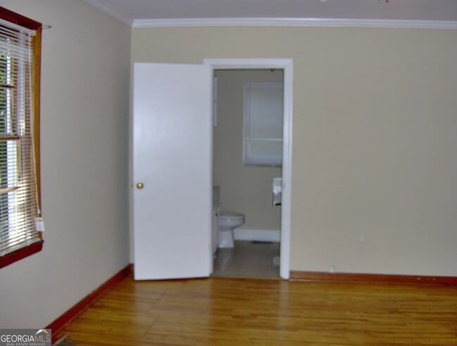 Building Photo - 175 Inglewood Ave