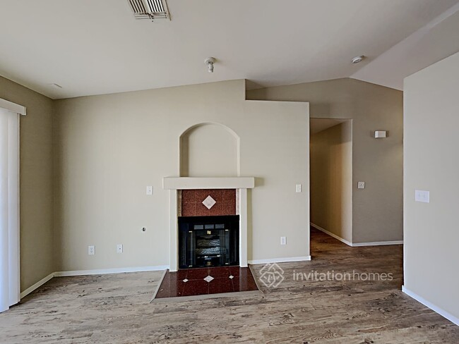 Building Photo - 7124 W Yacht Landing Dr