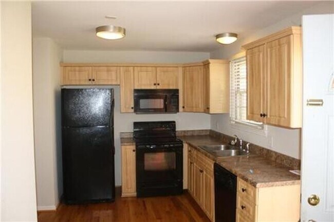 Foto del edificio - Cozy Sylvan Heights Home