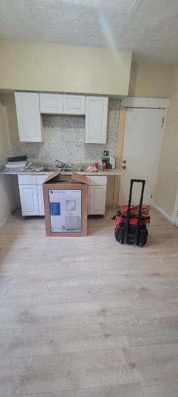 Foto del edificio - 12800 Soika Ave