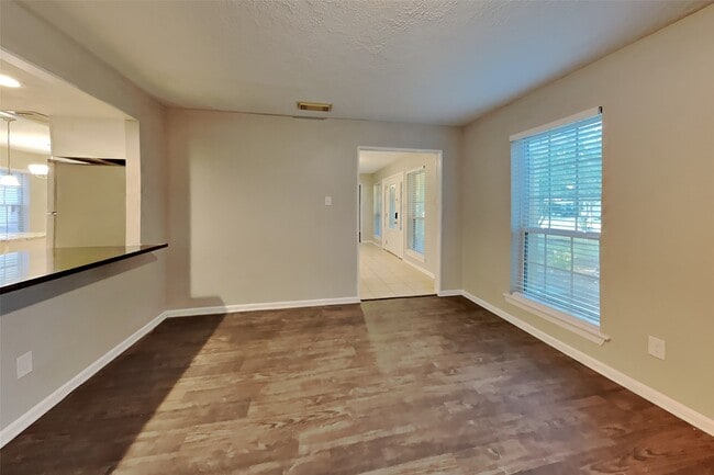 Building Photo - 46 Berryfrost Ln