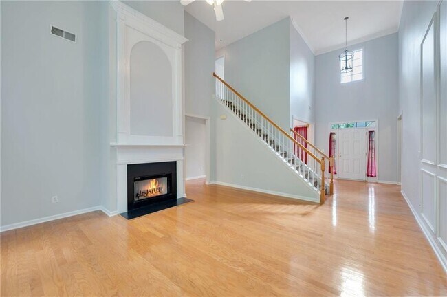 Building Photo - 5922 Brookmere Ct SE