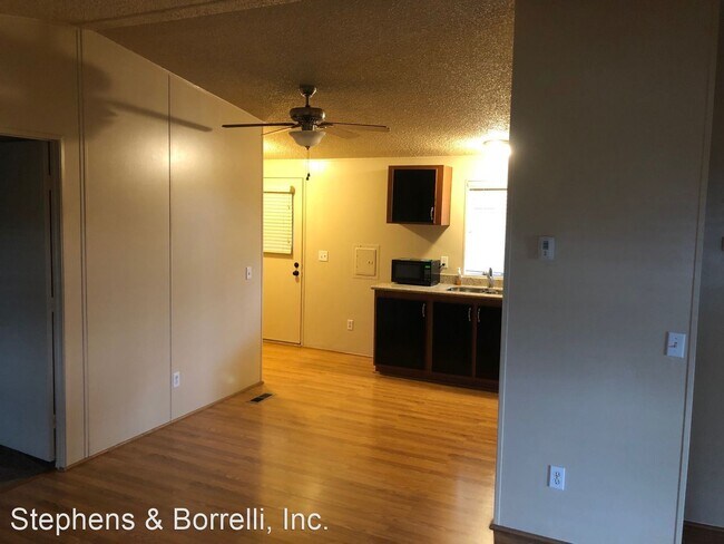 Building Photo - 3 br, 2 bath House - 28269 Fahey Road