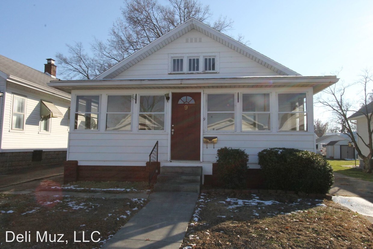 9 Richardt Ave, Evansville, IN 47711 House Rental in Evansville, IN