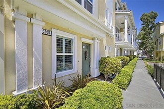 Building Photo - 5037 Palm Point Ct