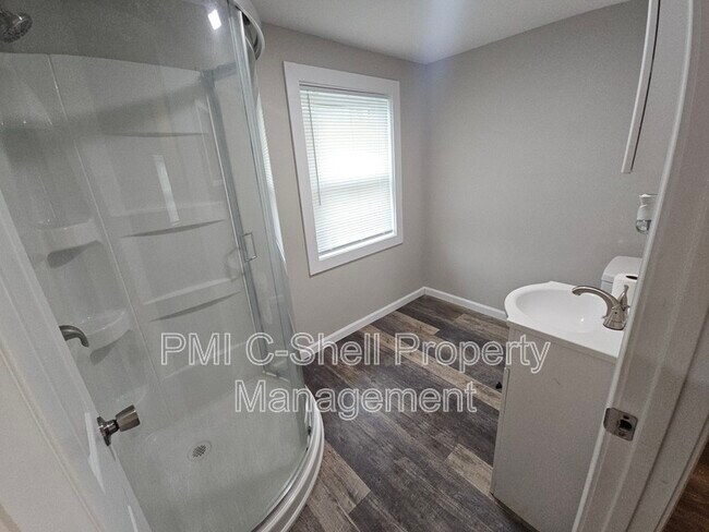 Building Photo - 3258 Peagler Plaza Rd