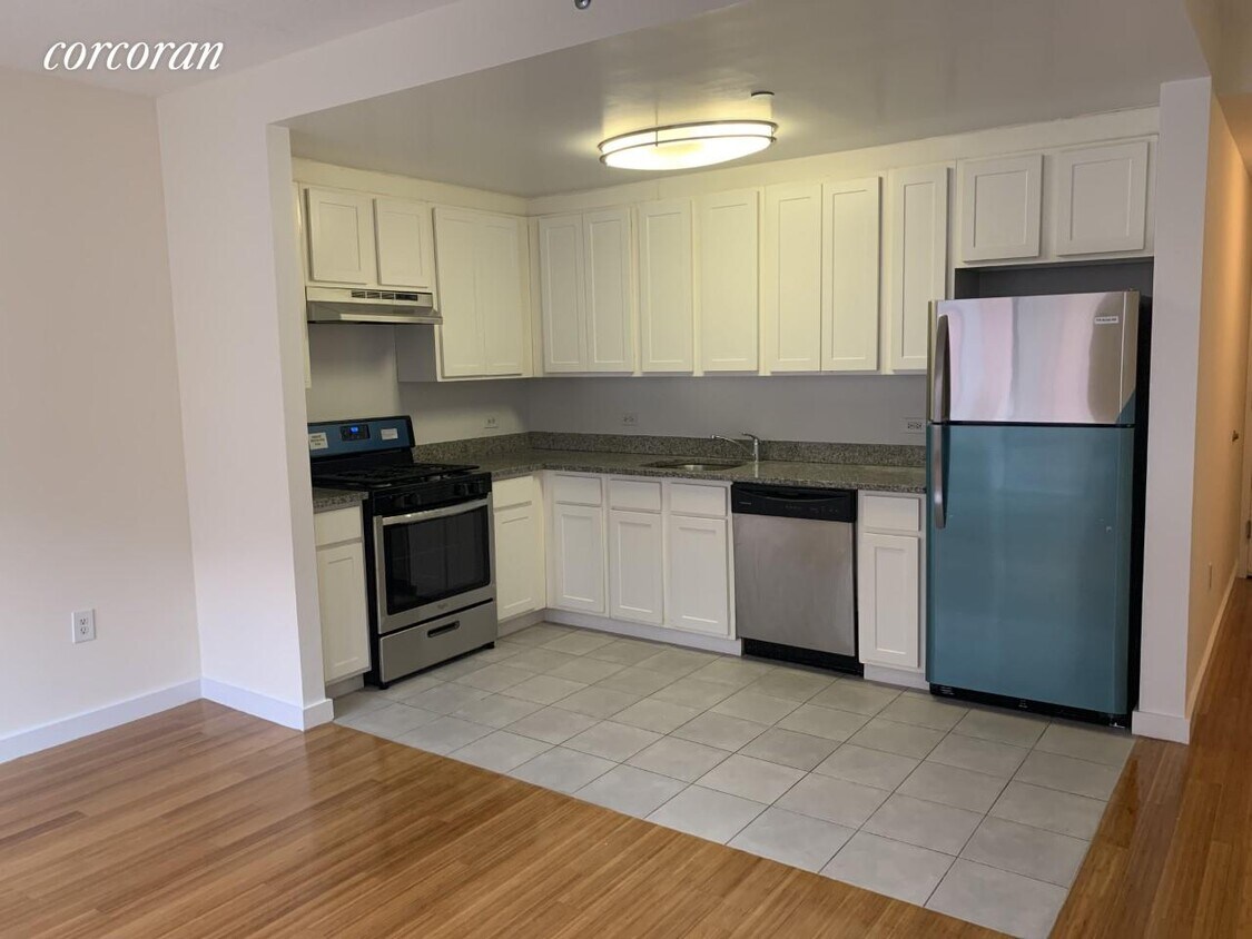 Primary Photo - 205 W 119th St