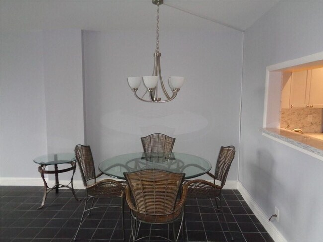 Foto del edificio - 1777 SE 15th St
