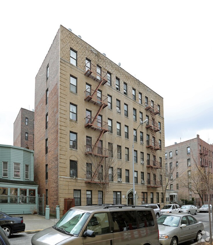 Foto principal - 3050 Decatur Ave