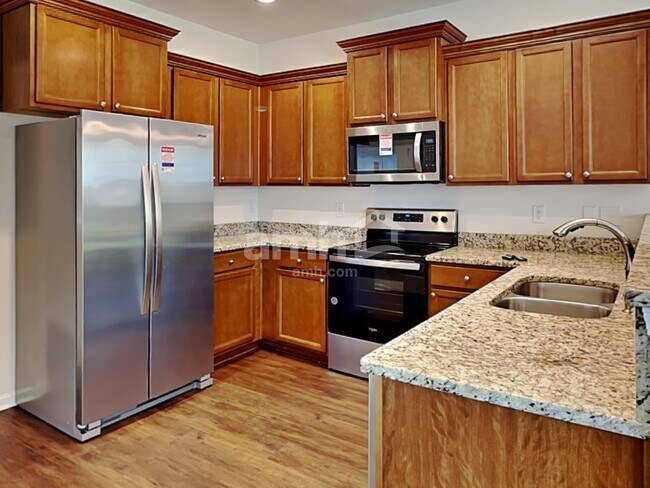 Building Photo - 304 Stonebury Drive