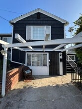 Building Photo - 8459 La Mesa Blvd