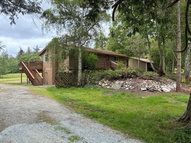 Foto del edificio - 7348 Thistle Ln