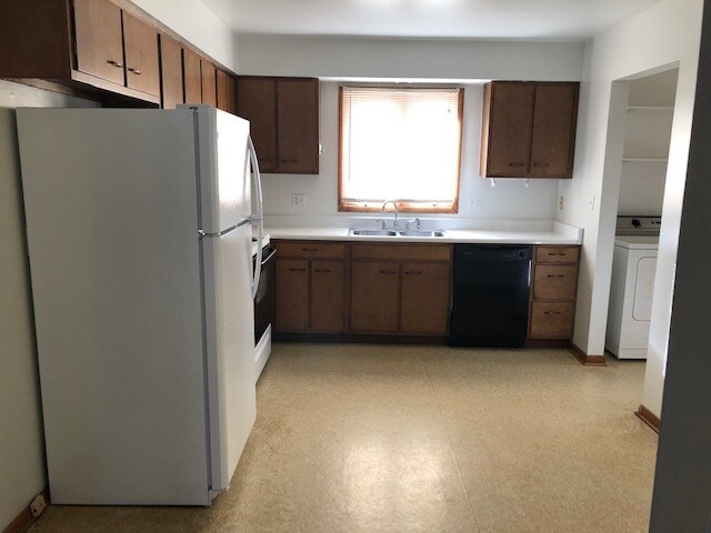 Foto del edificio - 803 E Harding Dr