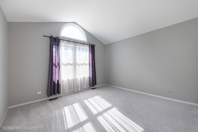 Foto del edificio - 2342 Hamilton Pl