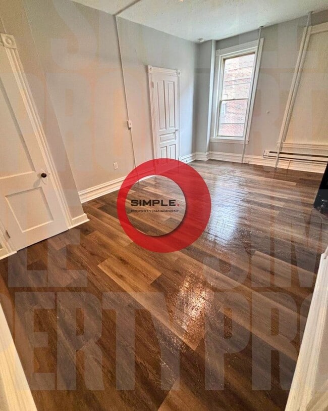 Photo - 1129 Chestnut St Apartment