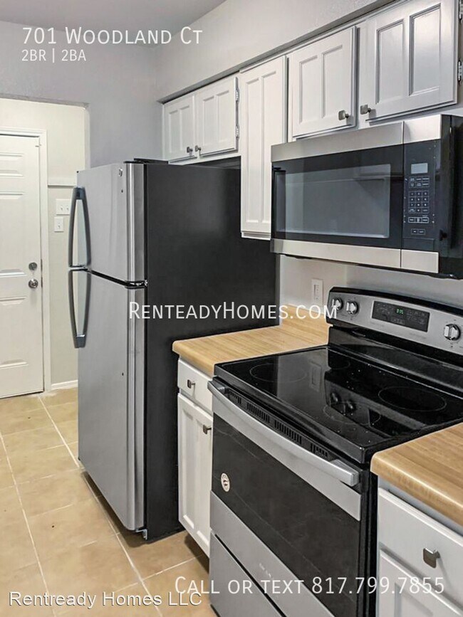 Foto del edificio - 2 br, 2 bath House - 701 Woodland Ct