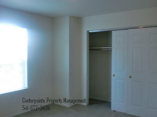 Building Photo - Orrf725