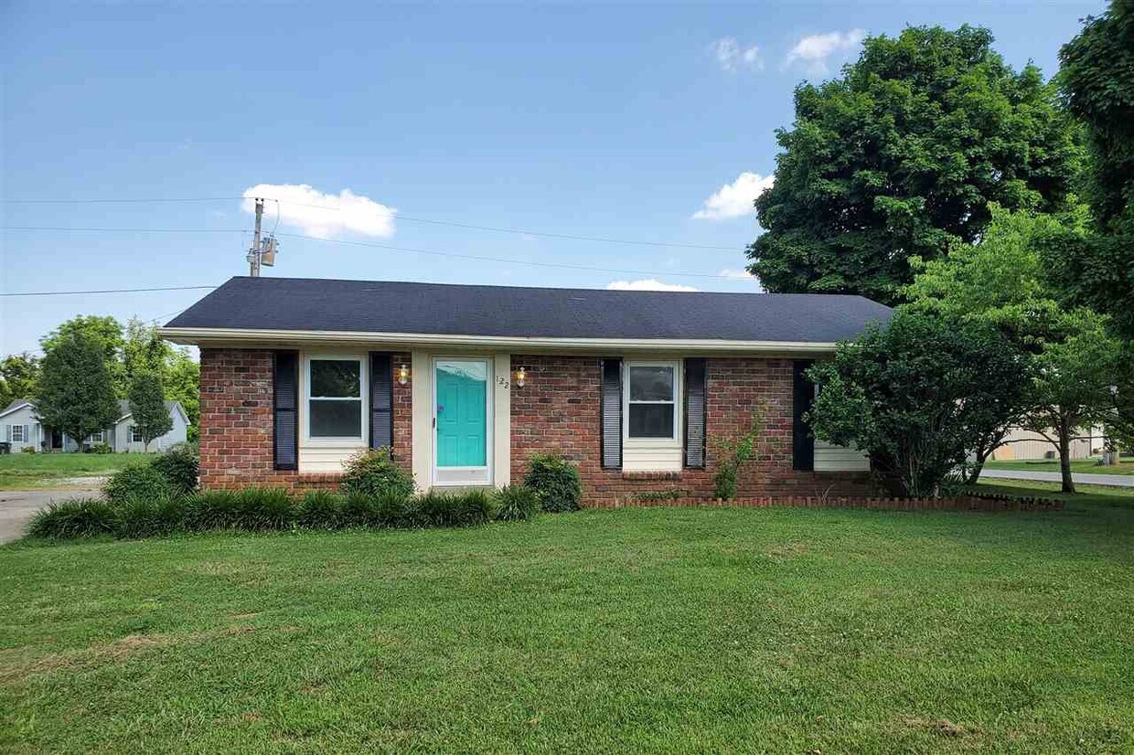 Primary Photo - 122 Windy Cir