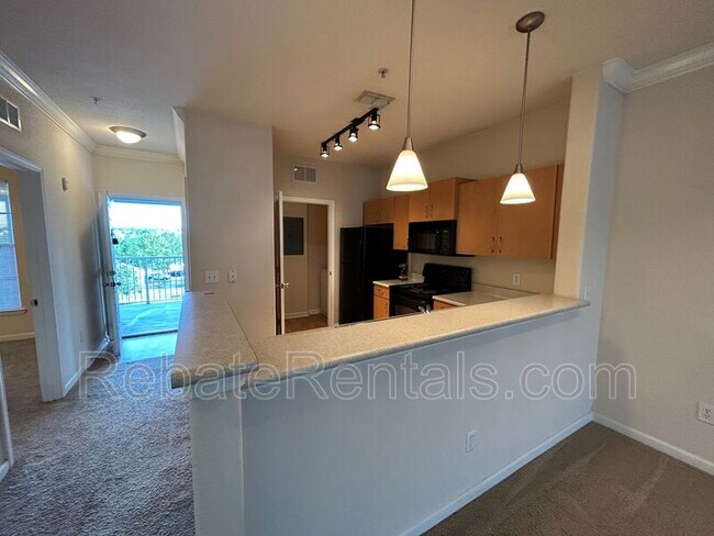 Foto del edificio - 8290 Gate Pkwy W