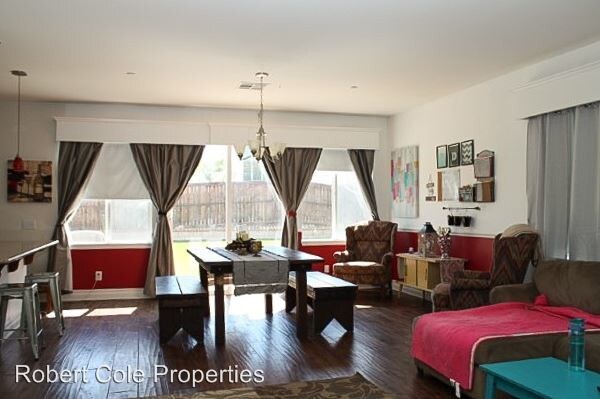 Foto del edificio - 5 br, 3 bath House - 42976 Beamer Court