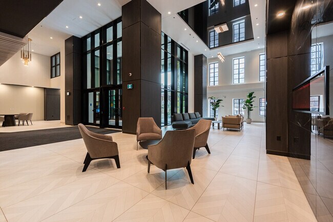 Photo du bâtiment - 1373 Av. Argyle