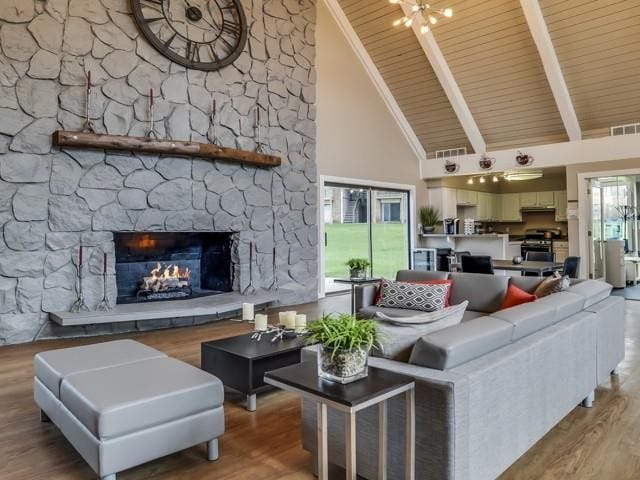 Clubhouse Lobby - The Orchards at Four Mile