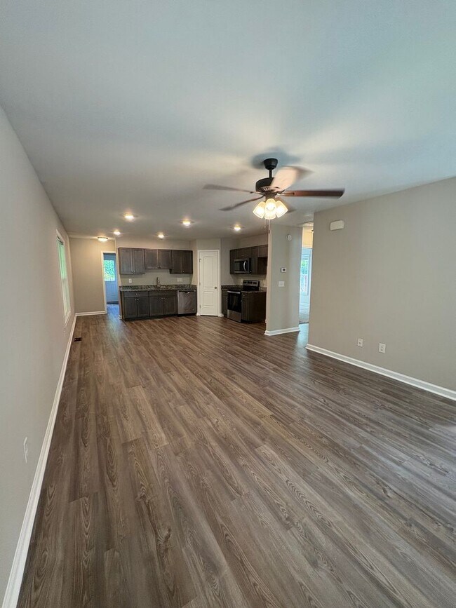 Building Photo - Cute Ranch Home located in Cabarrus County