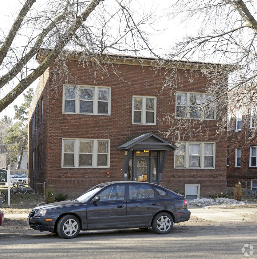 Building Photo - 1712 Grand Ave