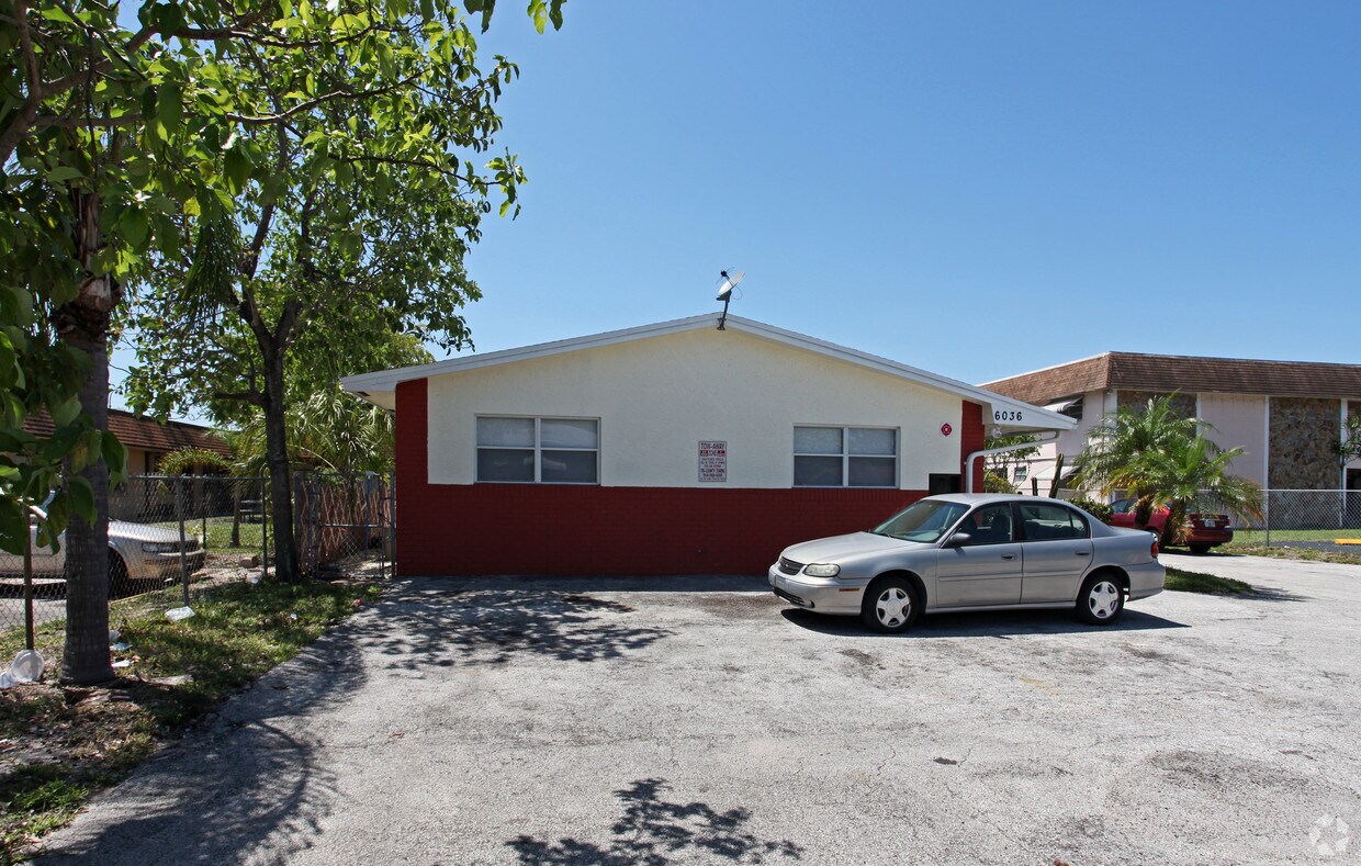 Foto del edificio - 6036 SW 27th St