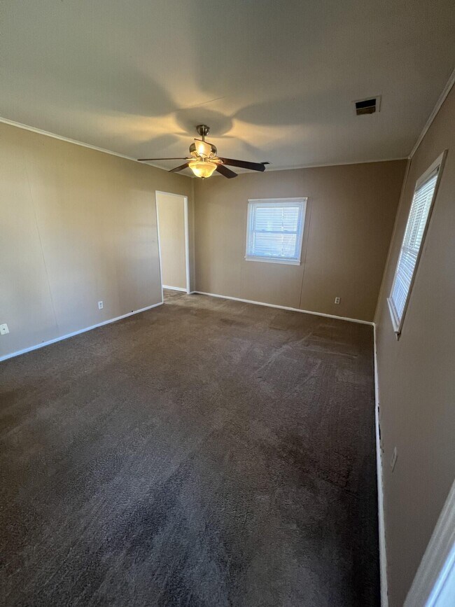 958 Marcellus Dr, Lexington, KY 40505 House Rental in Lexington, KY