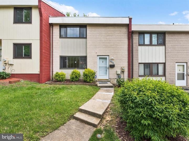 Foto principal - 8648 Brae Brooke Dr